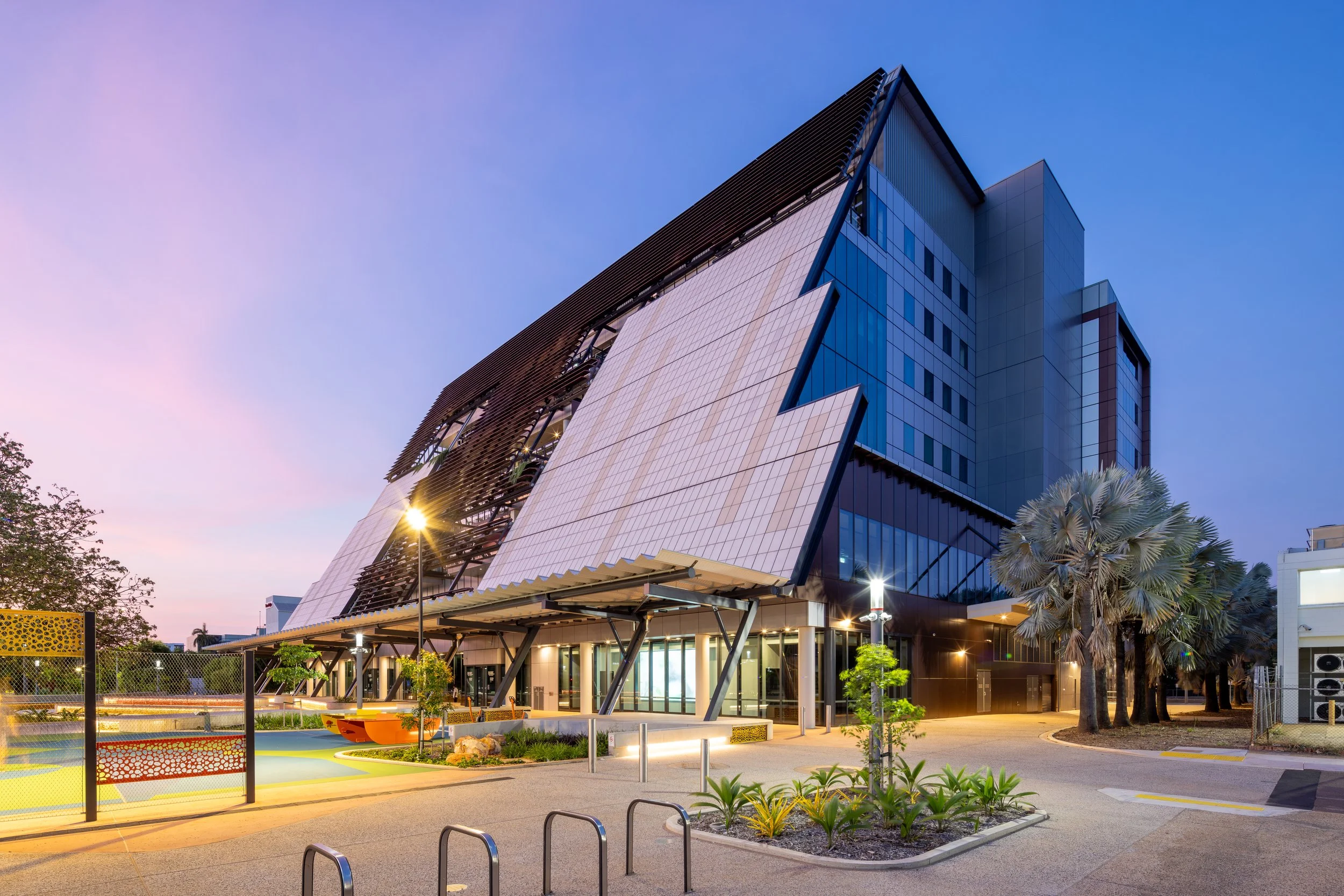 MODE_Charles_Darwin_University_Danala_Main_Exterior_004