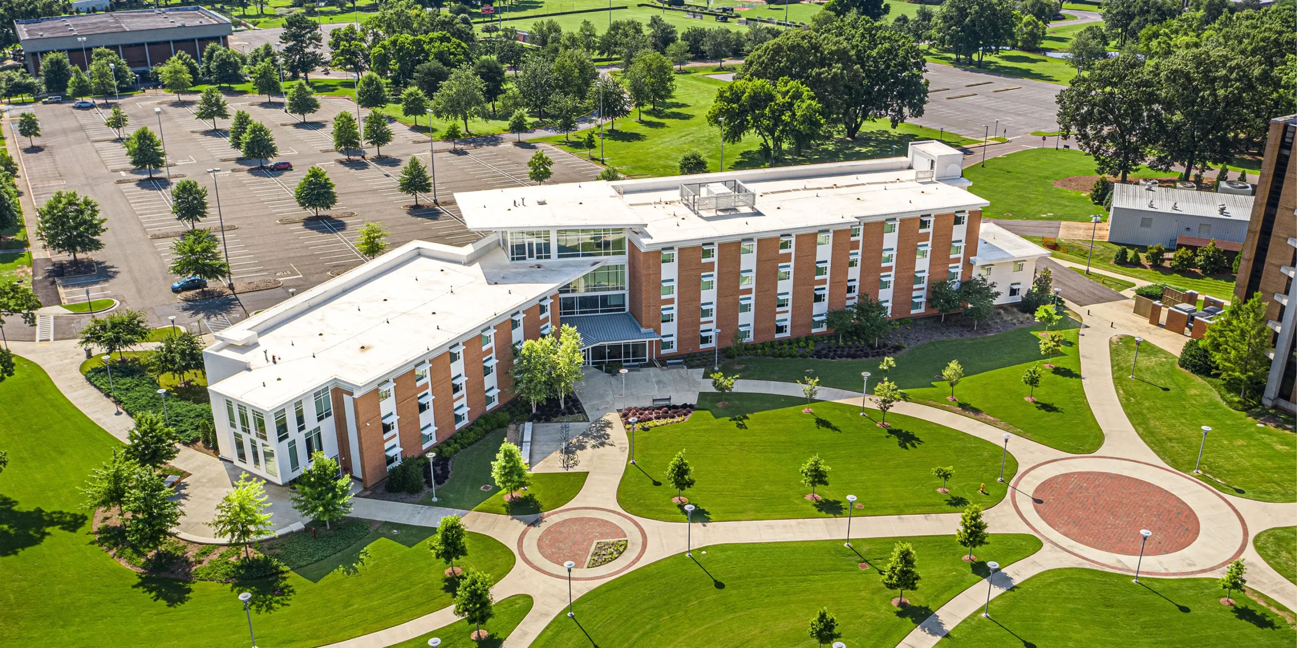 auburn-university-at-montgomery-p-40-place-residence-hall-exterior-aerial-view-scaled